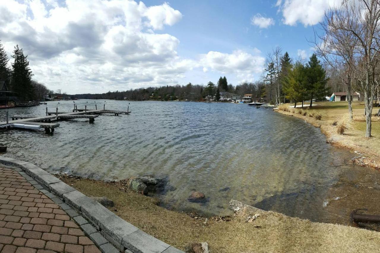 Pocono Mountain View Lake House In เลคฮาร์โมนี ภายนอก รูปภาพ