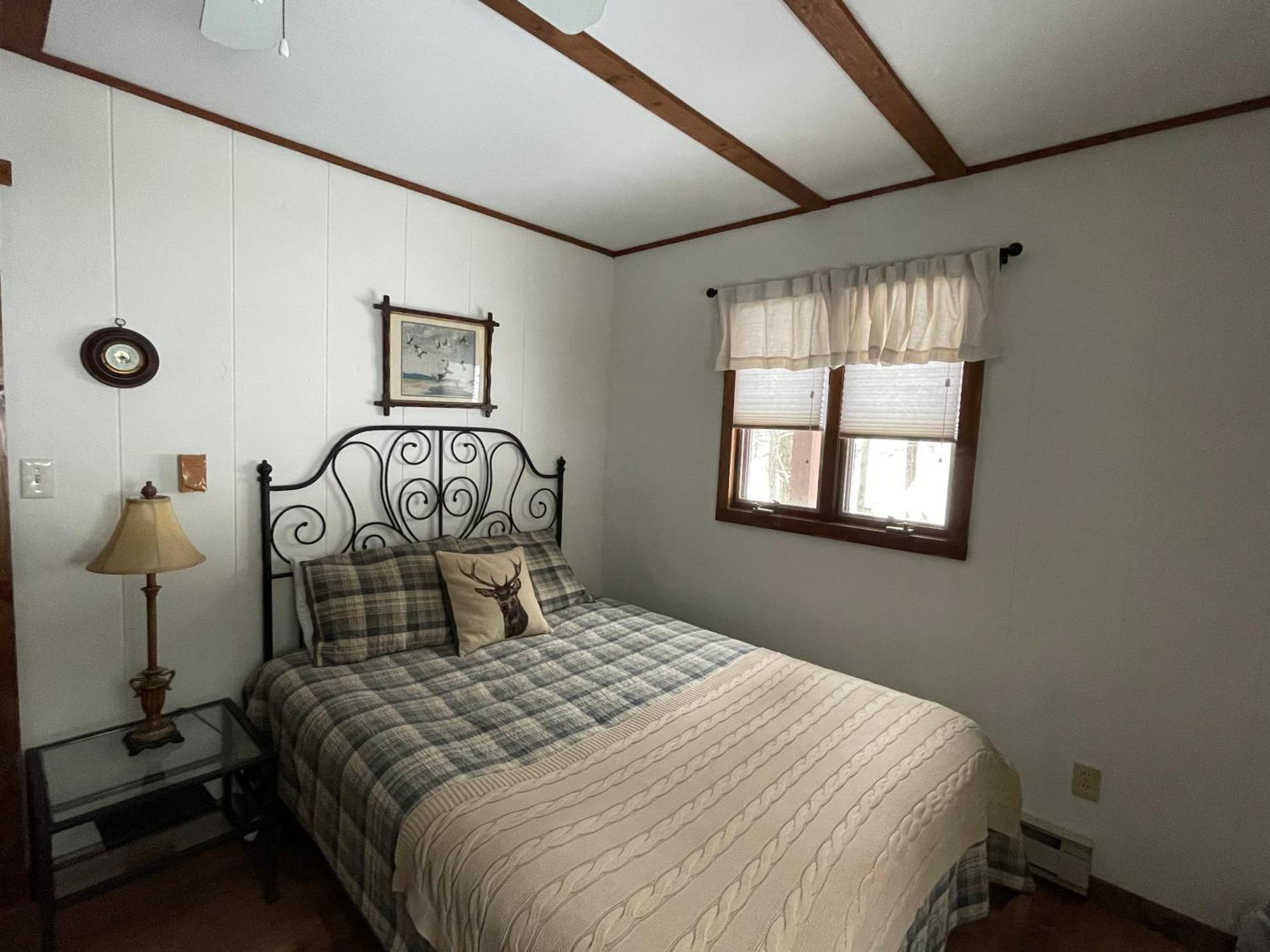 Pocono Mountain View Lake House In เลคฮาร์โมนี ภายนอก รูปภาพ