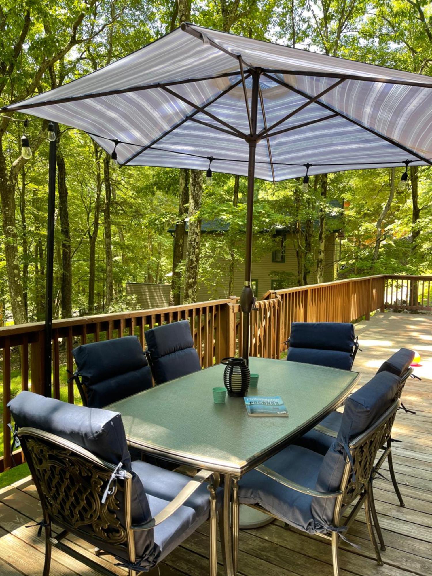 Pocono Mountain View Lake House In เลคฮาร์โมนี ภายนอก รูปภาพ